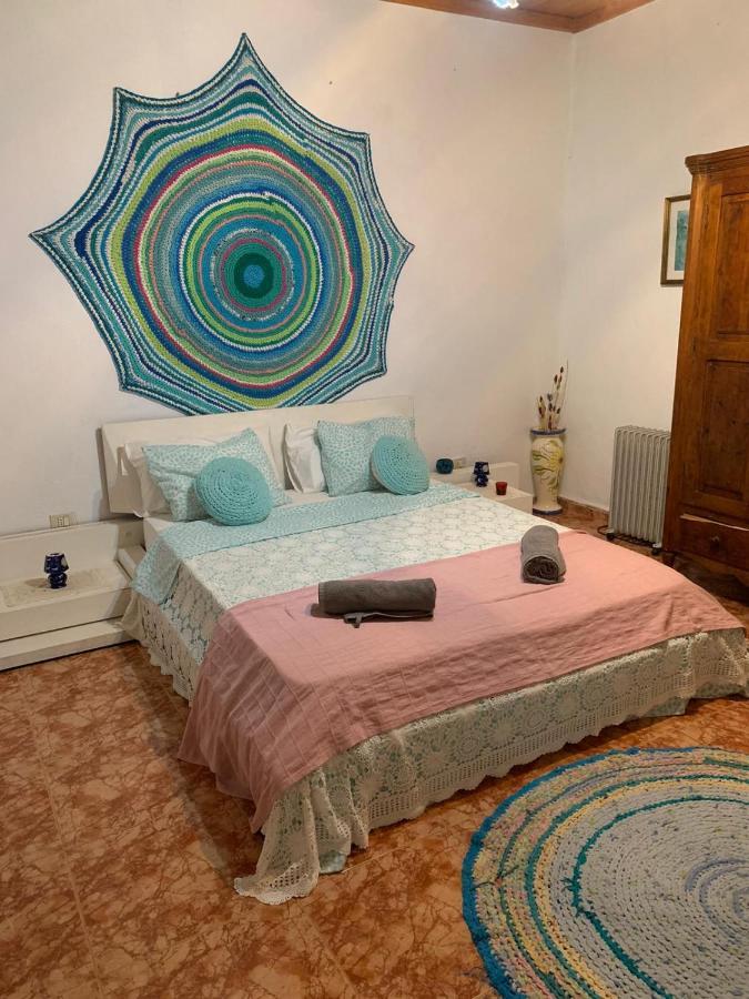 Ecoartejeda Cave House Guest House Bagian luar foto