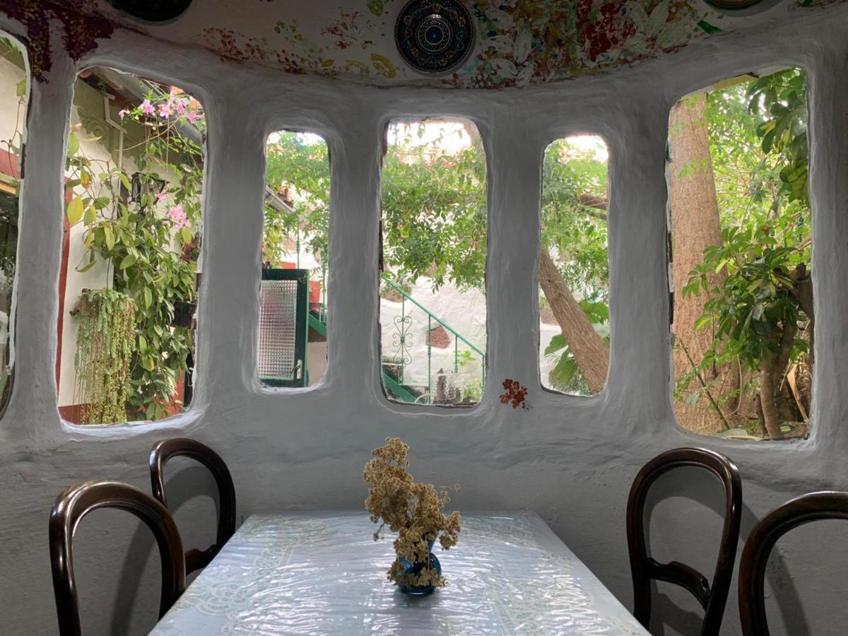 Ecoartejeda Cave House Guest House Bagian luar foto