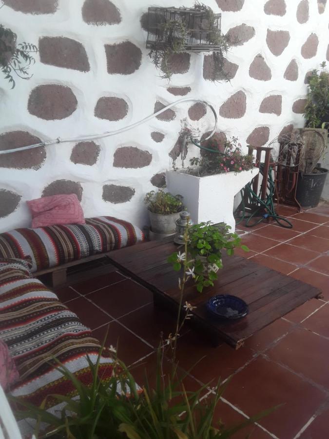 Ecoartejeda Cave House Guest House Bagian luar foto
